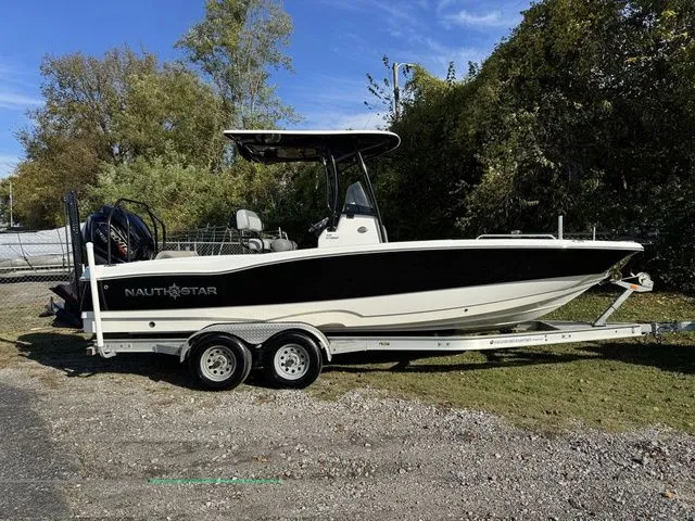 The Image of NauticStar 231 Hybrid 2024 - 1