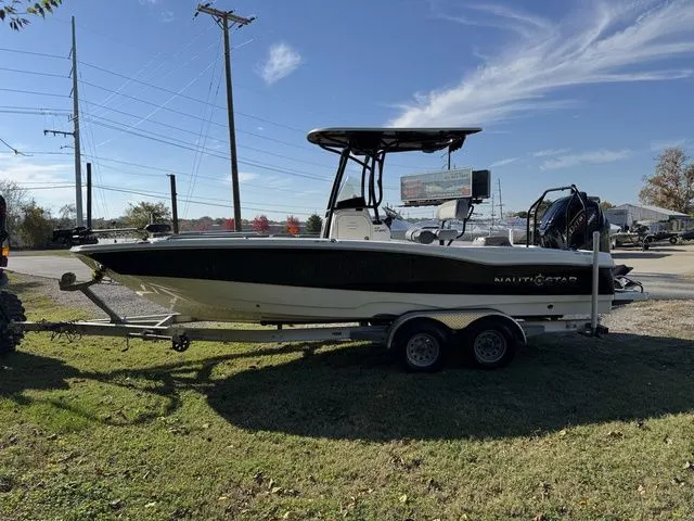 Slide: The Image of NauticStar 231 Hybrid 2024 - 2