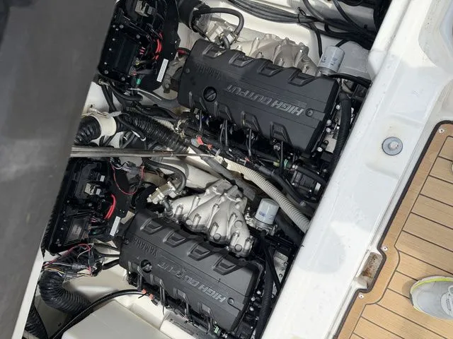 Slide: The Image of Yamaha 252SE 2022 - 13