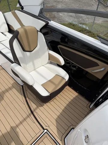 Slide: The Image of Yamaha 252SE 2022 - 6