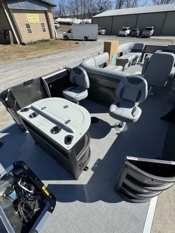 Slide: The Image of Bentley Pontoons Legacy Cruise 223 (XLP3) 2026 - 4