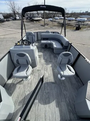 Slide: The Image of Bentley Pontoons LE 3 Point 180 2026 - 4