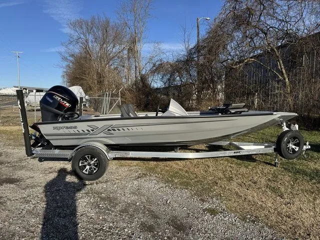 The Image of Xpress H18C Crappie 2026 - 1