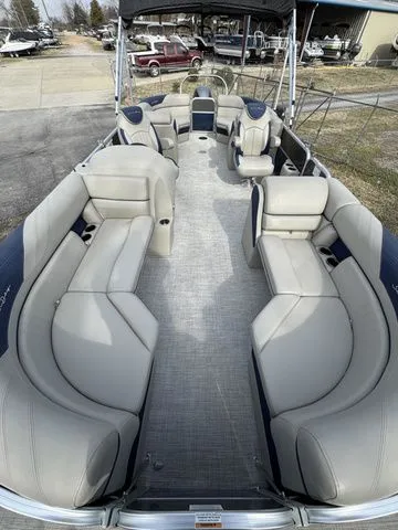 Slide: The Image of South Bay 200 Series S224RS 2023 - 3