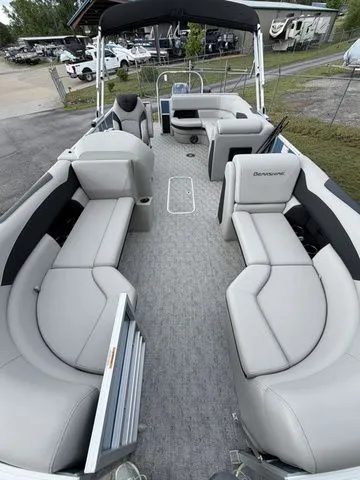 Slide: The Image of Berkshire LE Series 22CL2 LE 2025 - 6