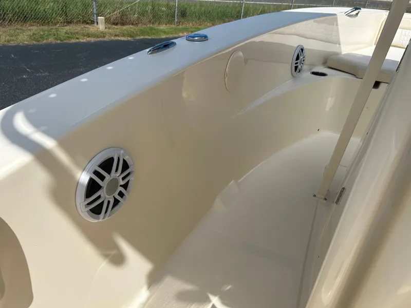 Slide: The Image of Scout 195 Sportfish 2027 - 12
