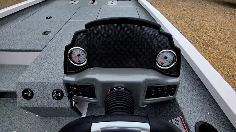 Slide: The Image of Dashboard of G3 Sportsman 1910 boat, model year 2026. - 11
