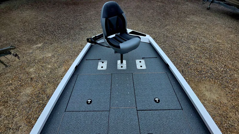 Slide: The Image of 2026 G3 Sportsman 1910 boat with seat on deck. - 15