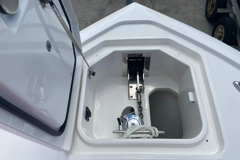 Slide: The Image of Anchor locker of a 2026 Regulator 28 boat. - 32