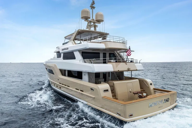 Slide: The Image of Castle Tan Awlgrip hull, cockpit, deckhouse accent - 4