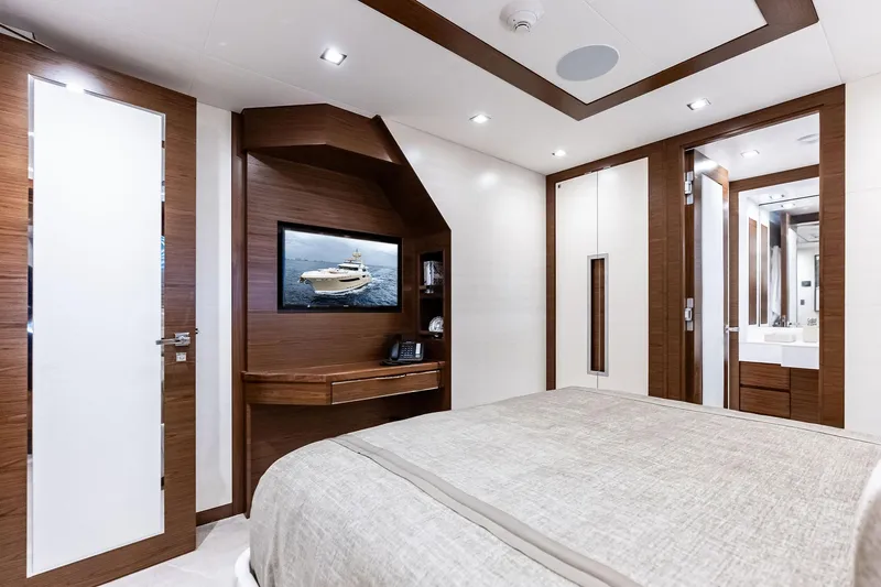 Slide: The Image of VIP guest cabin, inboard view - 57