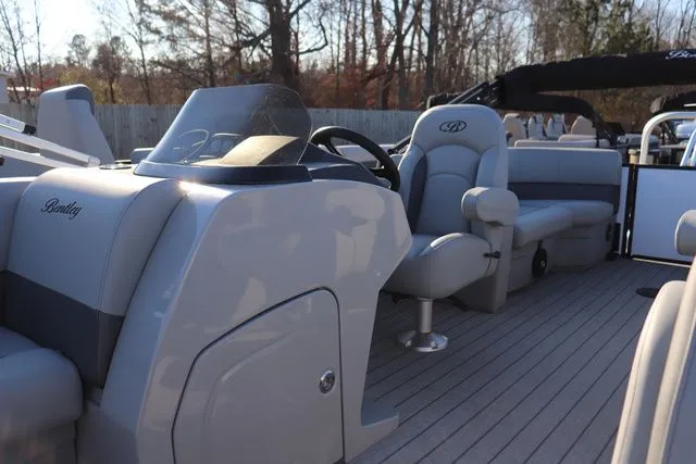 Slide: The Image of Bentley Pontoons Legacy Navigator 203 2026 - 5