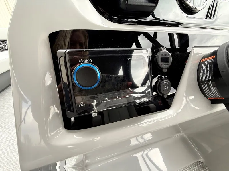 Slide: The Image of Viaggio Lago V 20C 2026 dashboard featuring Clarion stereo system. - 21