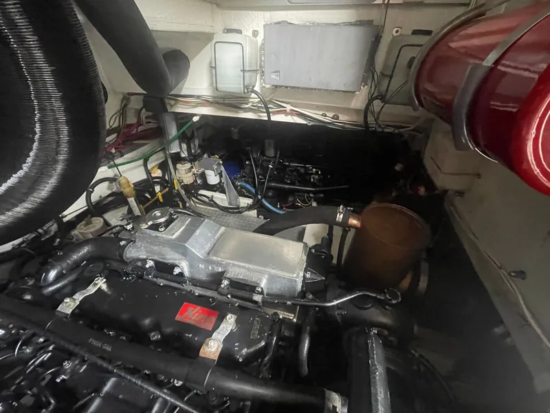 Slide: The Image of Engine room of 1992 Bayliner 38 Motoryacht. - 41