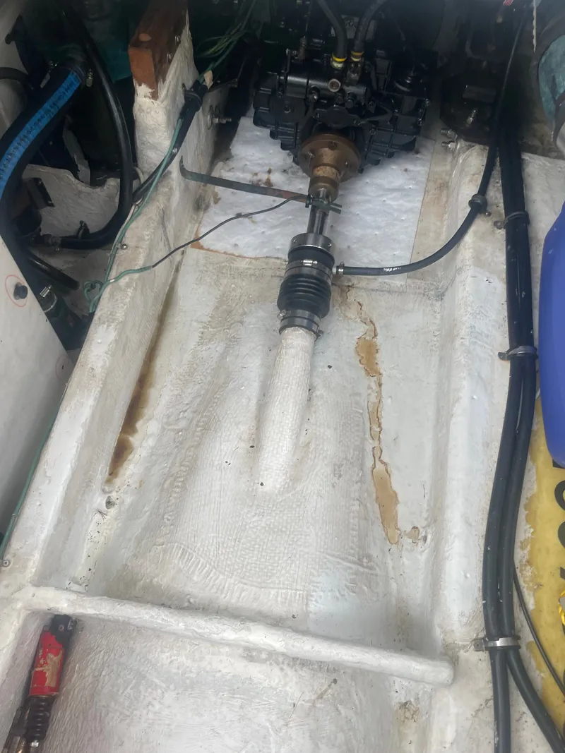 Slide: The Image of Engine compartment of a 1992 Bayliner 38 Motoryacht. - 47