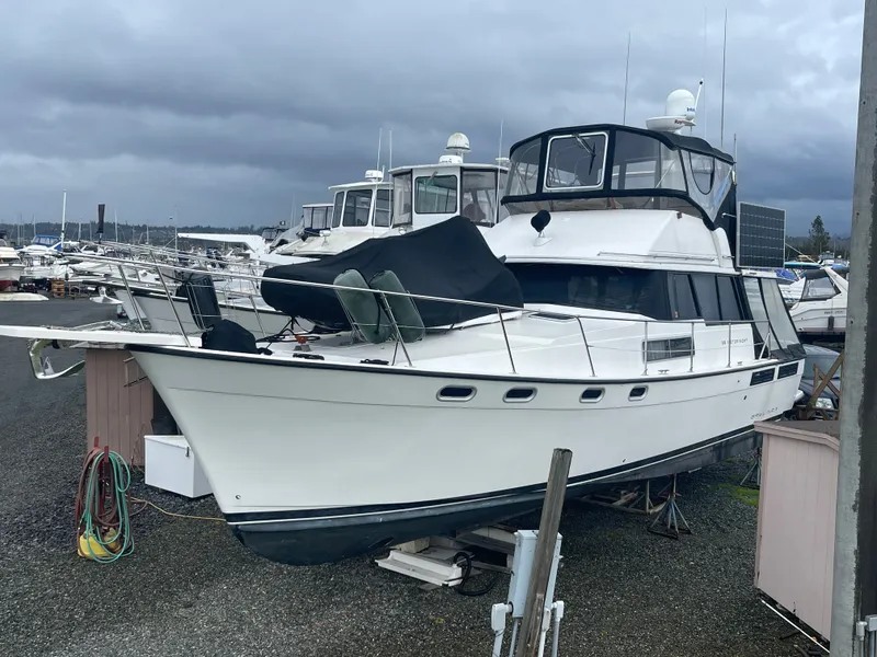 Slide: The Image of Bayliner 38 Motoryacht 1992 - 55