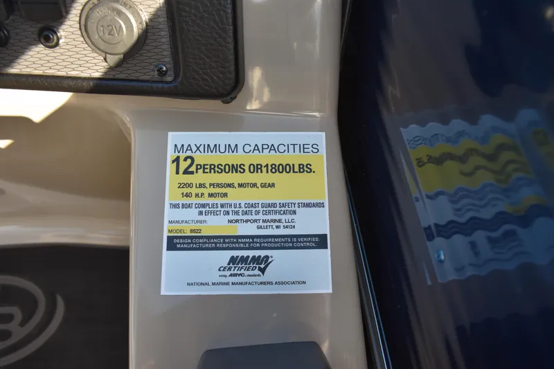 Slide: The Image of Capacity label on 2026 Montego Bay 8522 BR DLX, 12 persons or 1800 lbs. - 19
