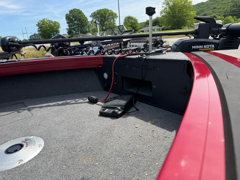 Slide: The Image of 2025 Tracker Targa 18 boat with Minn Kota PowerDrive. - 10