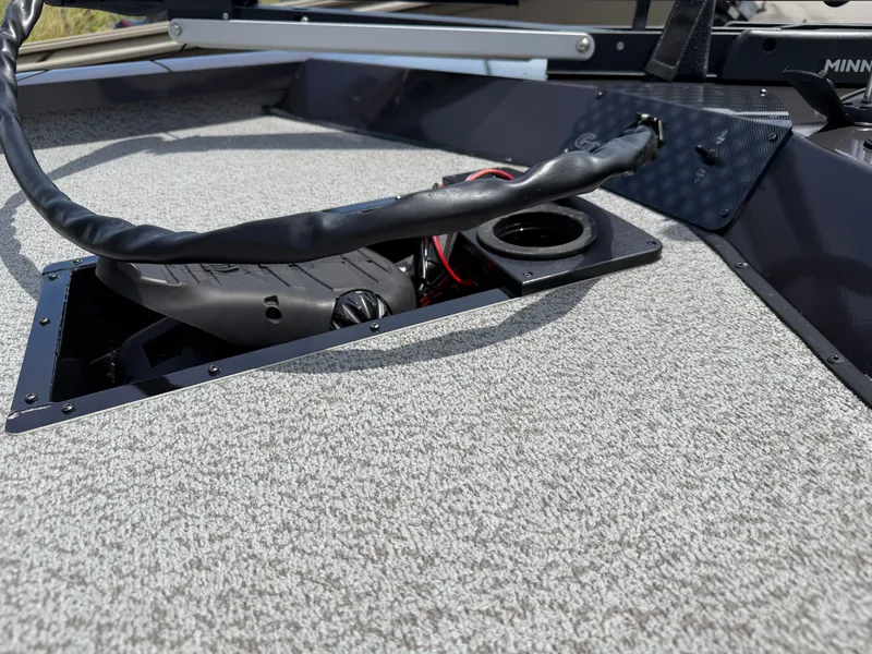 Slide: The Image of 2024 G3 Sportsman 1810sc boat deck with cable management. - 13