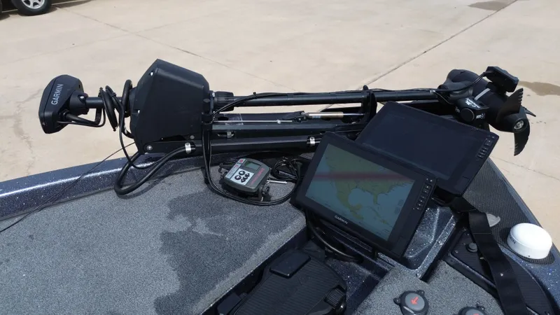 Slide: The Image of Phoenix 921 Elite 2021 with Garmin electronics and trolling motor. - 8