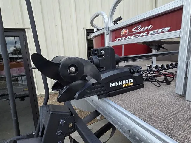 Slide: The Image of Minn Kota Terrova motor on Sun Tracker Bass Buggy 16 XL 2025. - 4