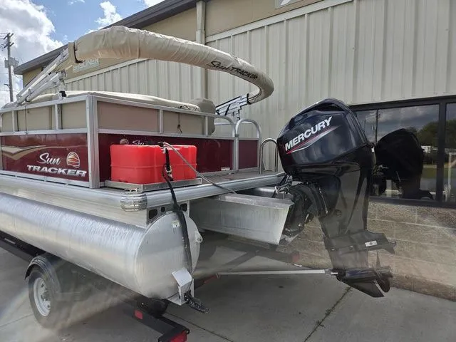 Slide: The Image of Sun Tracker Bass Buggy 16 XL Select 2025 with Mercury engine. - 6