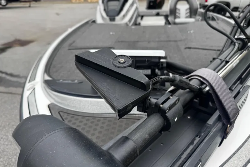 Slide: The Image of 2023 Nitro Z19 boat with advanced trolling motor and Lowrance technology. - 5