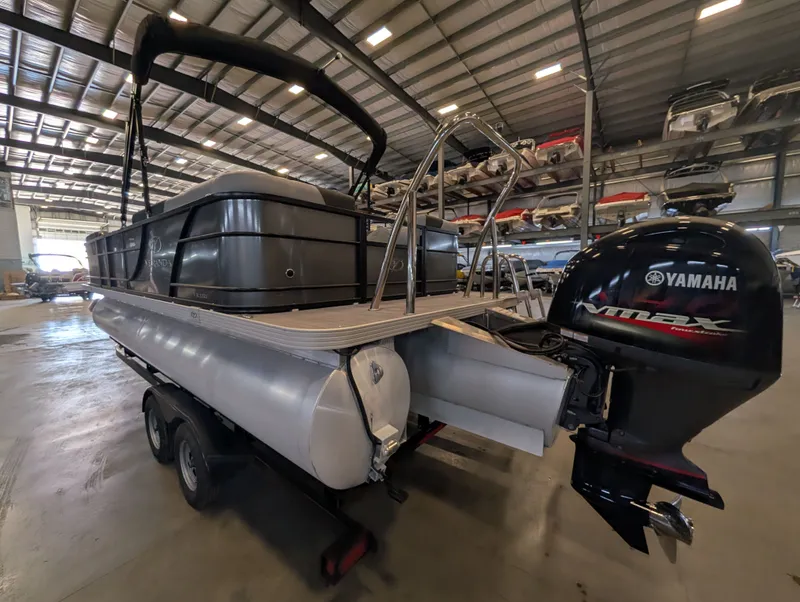 Slide: The Image of 2021 Veranda pontoon boat with Yamaha engine in warehouse. - 7
