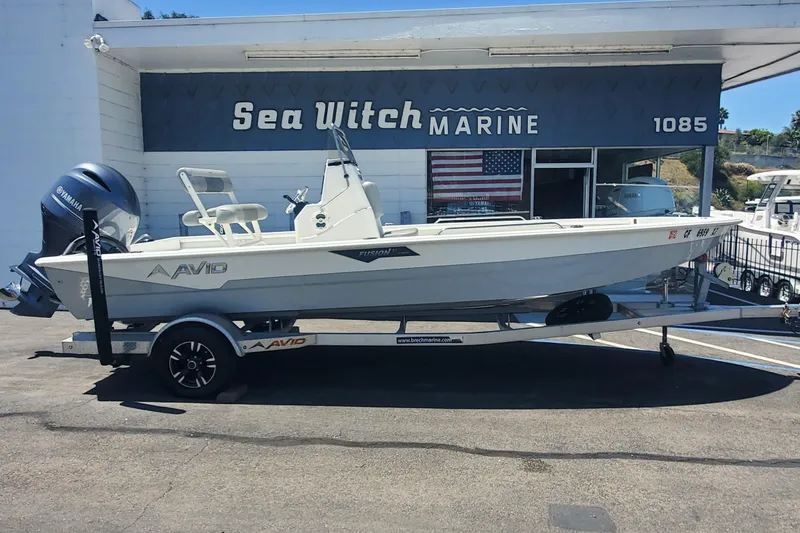 The Image of 2022 Avid 21 Fusion boat on trailer at Sea Witch Marine dealership. - 0