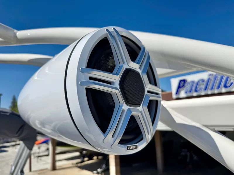 Slide: The Image of Close-up of speaker on Avalon Excalibur LTD Flex Lounge 2026. - 16