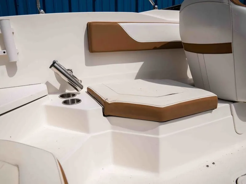 Slide: The Image of Interior of 2018 Sea Ray SPX 210 Outboard with seating area. - 6