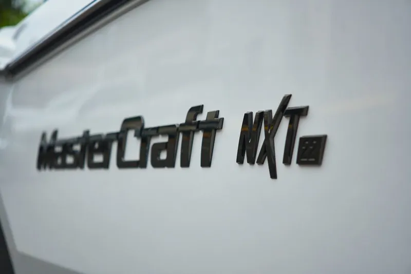 Slide: The Image of MasterCraft NXT22 2022 - 21