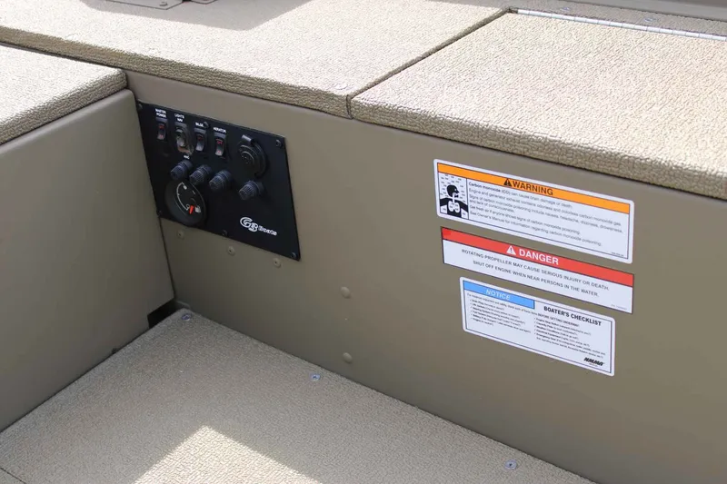 Slide: The Image of Control panel of G3 Outfitter V187 T boat, year 2026. - 18