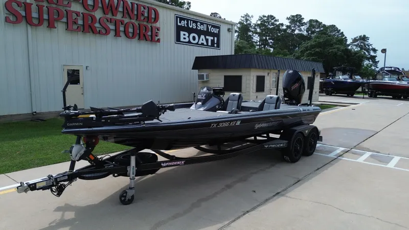 Slide: The Image of Phoenix Bass Boat 921 Elite 2021 - 3