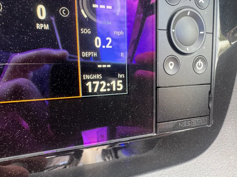 Slide: The Image of Chaparral 287 SSX 2023 boat display showing 172 engine hours. - 13