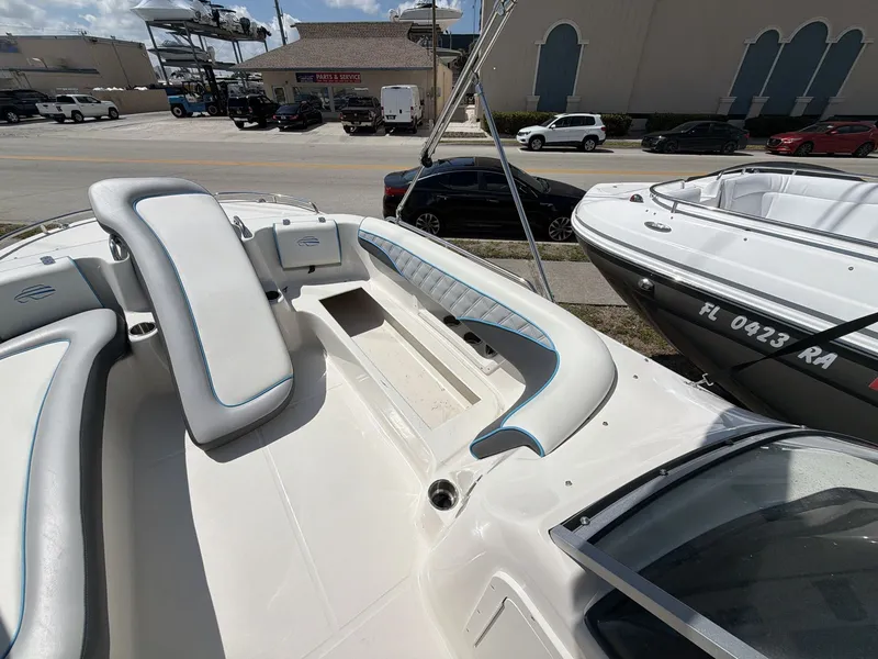 Slide: The Image of Splender 259 Sunstar 2023 boat with luxurious interior and harbor view. - 13