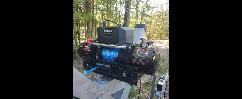 Slide: The Image of X-BULL winch on Polar Kraft Sportsman Series 27, 2006. - 10
