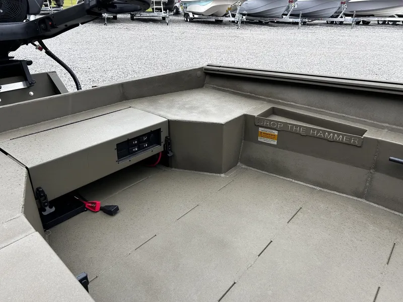 Slide: The Image of Interior of Thor SWAMP HAMMER 1754 boat, year 2026. - 7