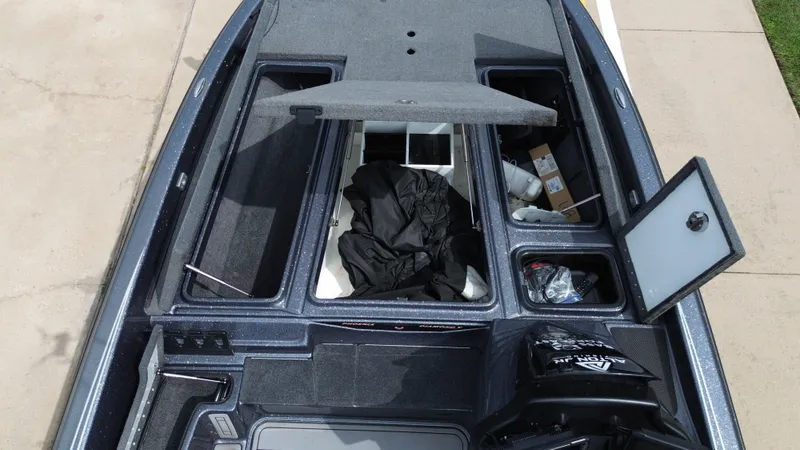 Slide: The Image of Interior view of a 2021 Phoenix 921 Elite boat. - 16