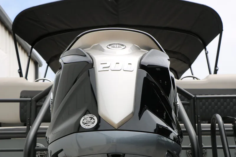 Slide: The Image of Sylvan L3 RLZ Tri Toon 2026 with powerful engine. - 14
