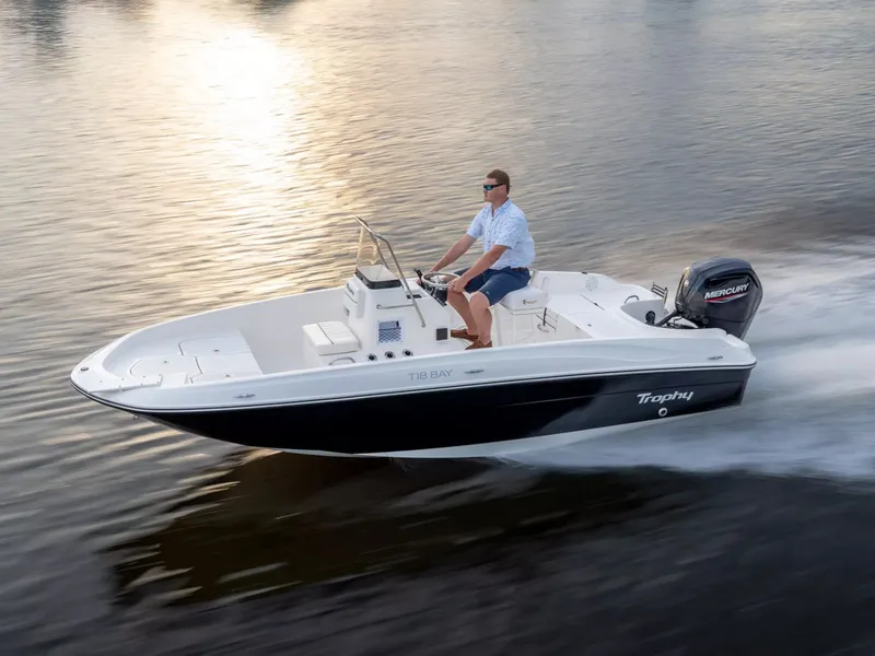 Slide: The Image of Bayliner Trophy T18 2026 - 12