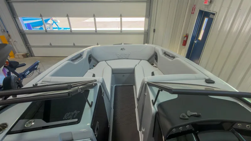 Slide: The Image of MasterCraft NXT22 2026 - 25