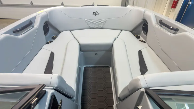 Slide: The Image of MasterCraft NXT22 2026 - 26