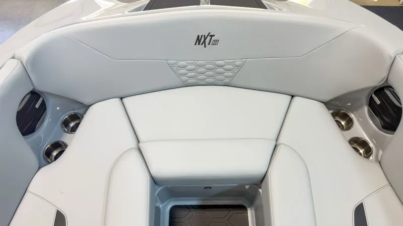 Slide: The Image of MasterCraft NXT22 2026 - 27