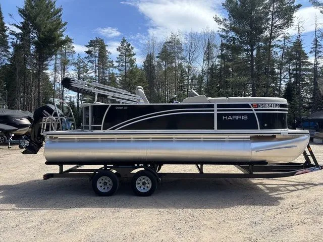 Slide: The Image of Harris Cruiser 210 CW 2020 - 5