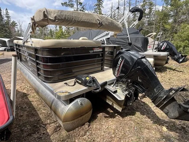 Slide: The Image of Crest Classic LX 200 L 2020 - 5