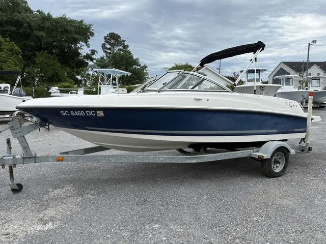 The Image of Bayliner 175 Bowrider 2015 - 1