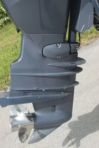Slide: The Image of Outboard motor of a 2016 NauticStar 1810 boat. - 18