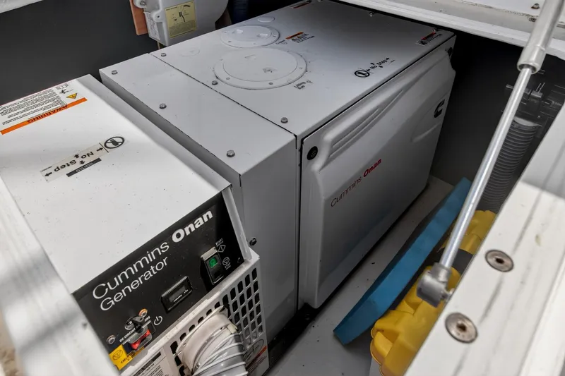 Slide: The Image of 13.5 KVA Cummins Onan Generator - 2018 Lagoon 42 Paradise - 62