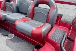 Slide: The Image of Red and gray seating in 2002 Nitro NX 882 SC boat interior. - 20
